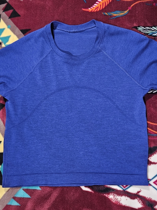 lululemon athletica Tops - lululemon athletica Blue Cropped Crew Neck Top